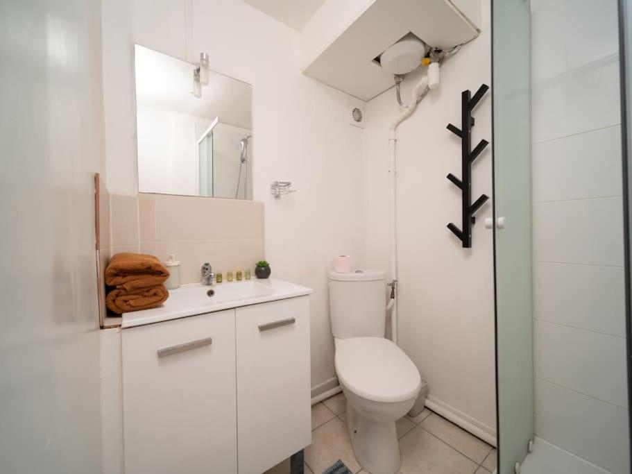 Appartement Tout Equipe 4 Couchages Belle De Mai Marseille Luaran gambar